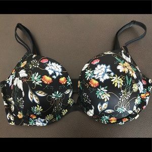 Victoria’s Secret Very Sexy Push-Up